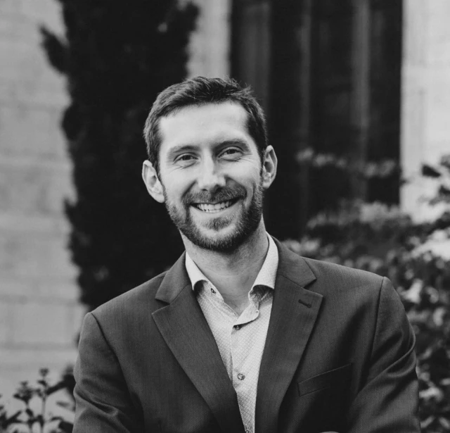 Sélection de logos créés par Bertrand Dejean pour des entreprises lyonnaises